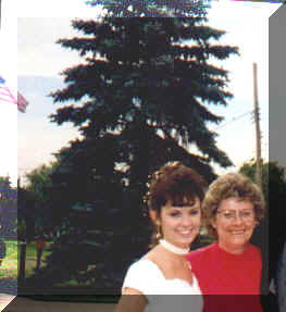 crimson.jpg (16085 bytes)