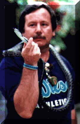 thunder44.jpg (37124 bytes)